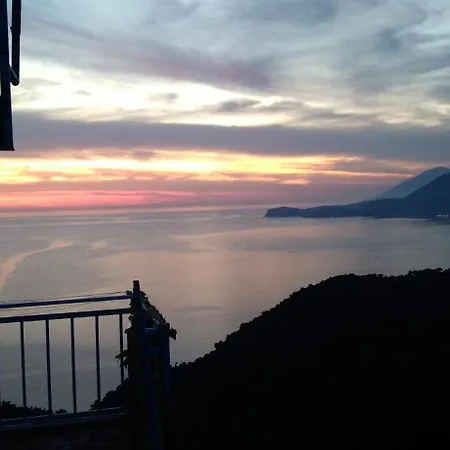 Holiday home Luiza